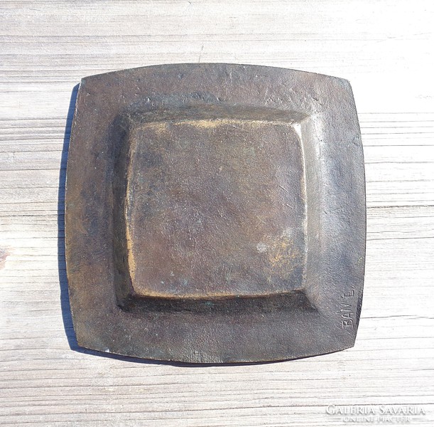 Bán Edit szobrász (1905-1966), bronz ÉPTEK tálka