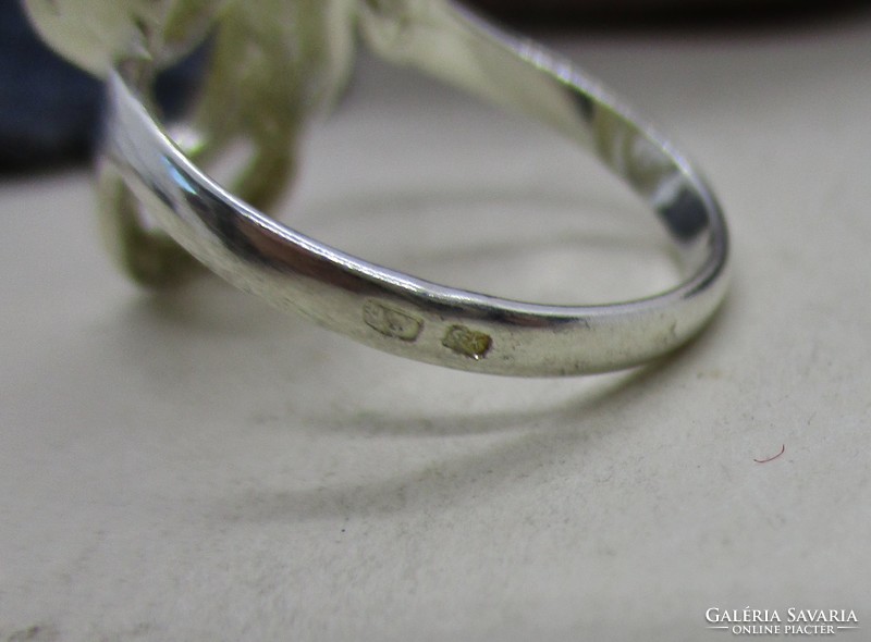 Szépséges gyémánt metszett ezüst gyűrű