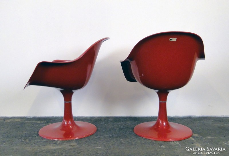 0F480 Retro Space Age design piros forgó szék párban