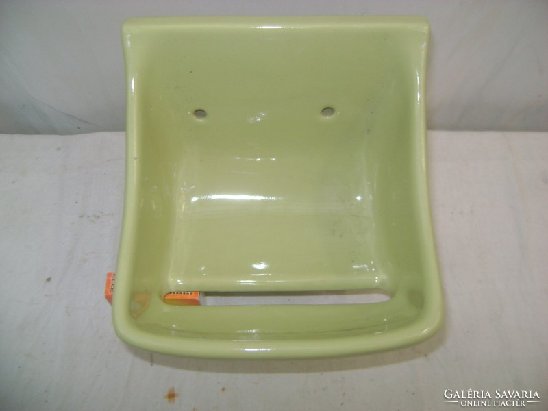 Retro soap dish that can be built into a wall or tile