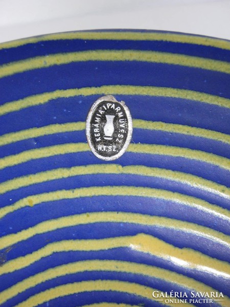 Iparművész retro fonott füles kék-sárga kerámia kínáló tál asztalközép 25x22 cm