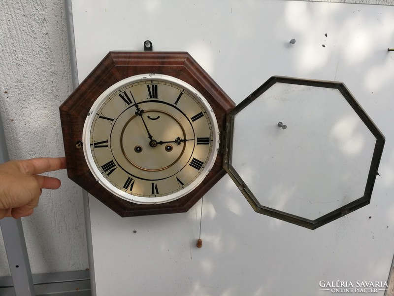 Wall clock has a special shape! Wooden clock with opening window, 8 angular shapes! Captain sailing watch