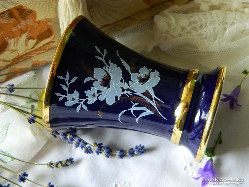 Royal kpm echt cobalt hand painted floral vase