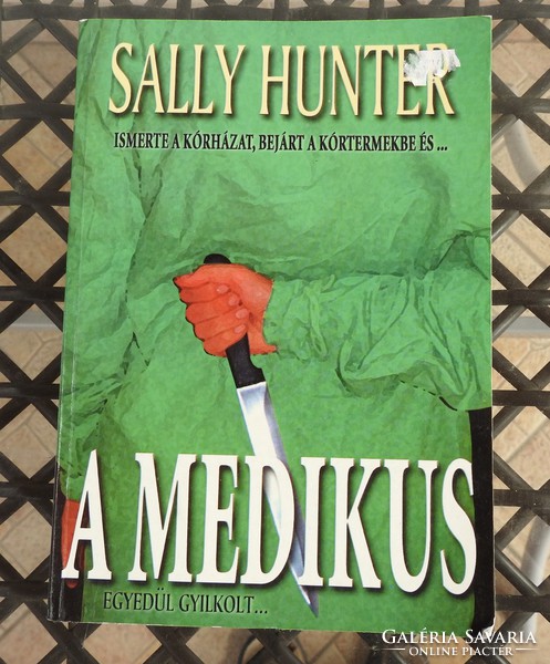 Selly hunter _ the medic _ the medium - medical thriller