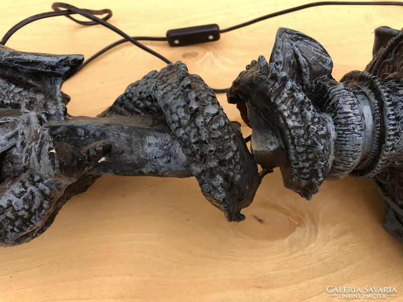 Old gothic dragon lamp - damaged!