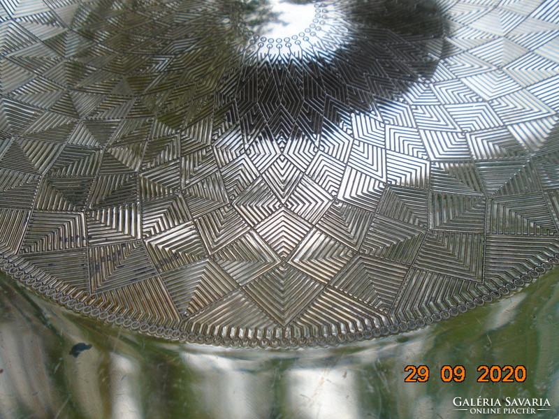 WMF EP BRASS ezüstözött trébelt gilosált geometriai  mintás kínáló, asztalközép