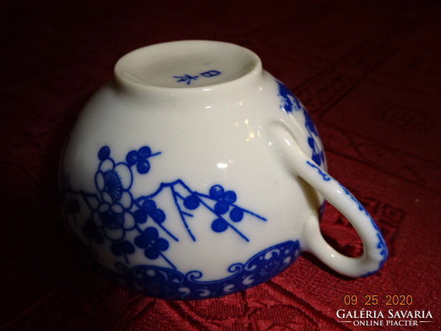 Japán porcelán kávéscsésze, kobalt kék mintával. Átlátszó,  átmérője 7,7 cm. Vanneki!