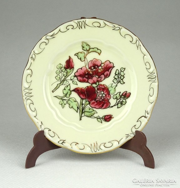 1C029 Vajszínű Zsolnay porcelán virágos tányérka 8.5 cm