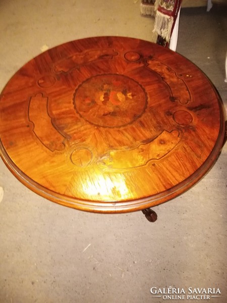 XVI.Lajos 65x55cm eredeti intarziás póklábú kis asztal