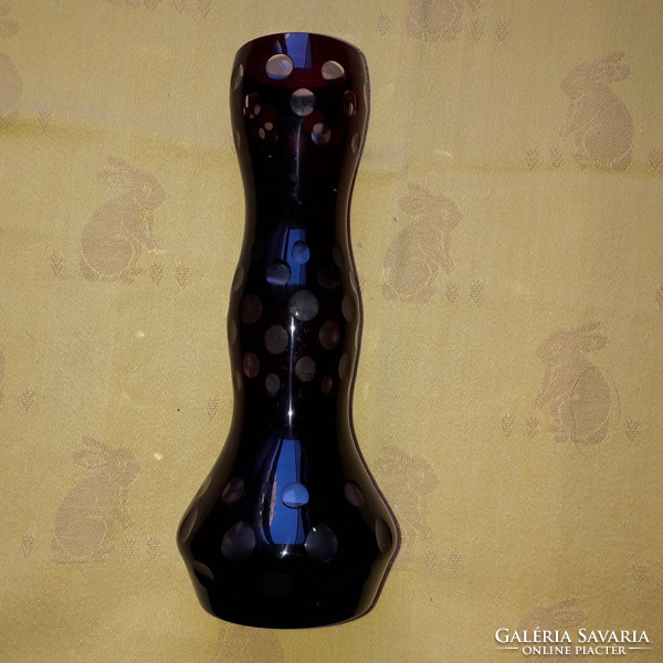 Burgundy crystal vase (24 cm)
