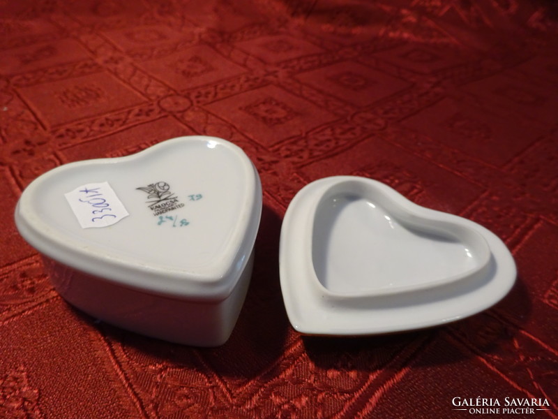 Kalocsa porcelain with heart-shaped bonbonier folk motif. Size 7 x 7 x 3.5 cm. He has! Jókai.