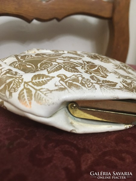 Beautiful rosy 1960s toiletry bag