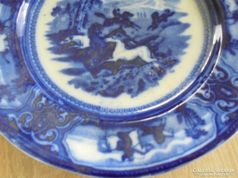 Antik kobaltkék dúsan mintázott porcelán tányér