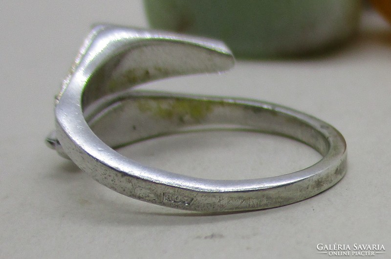 Szépséges iparművész markazitos ezüstgyűrű 