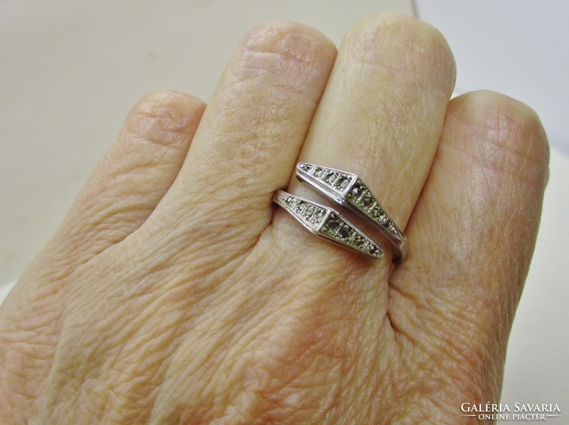 Szépséges iparművész markazitos ezüstgyűrű 