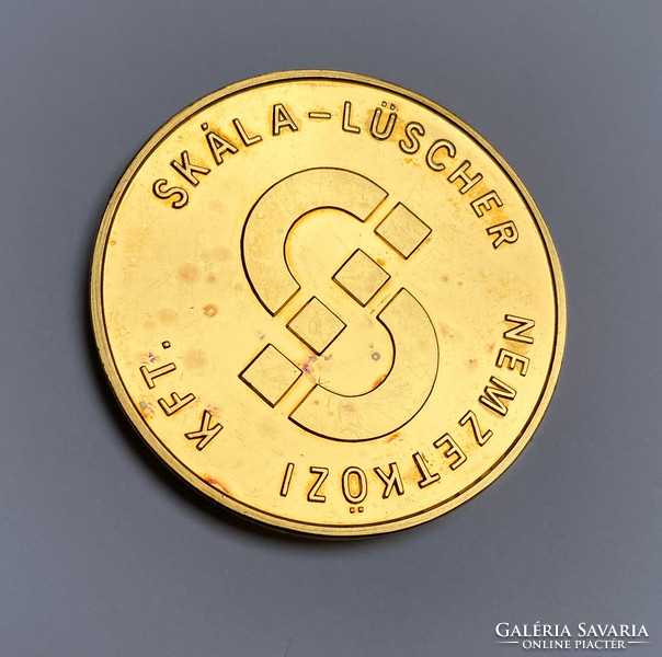 Gilded silver commemorative medal. Scale-Lüscher International Ltd. 1982-1987