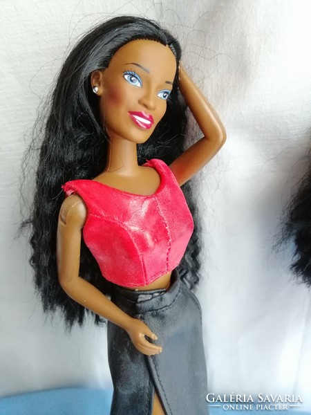 Barbie VINTAGE NAOMI CAMPBELL 