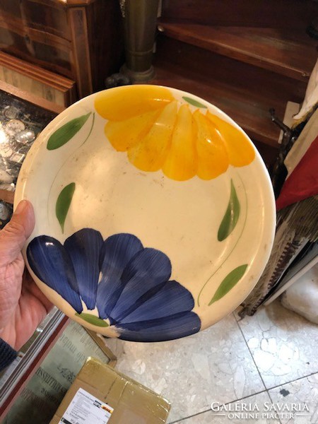 Kerámia tányér, olasz, 26 cm es, gyűjtőknek kiváló.