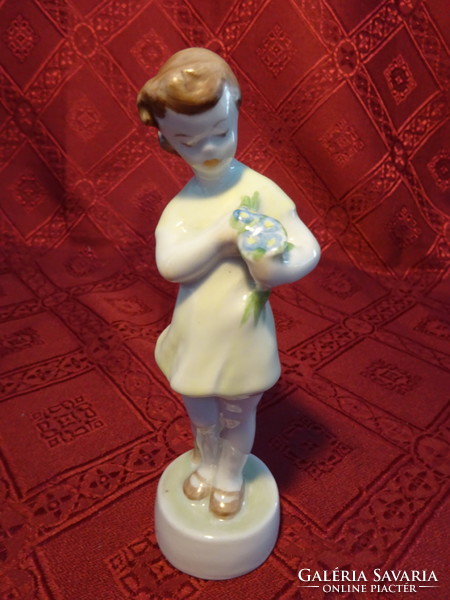 Zsolnay porcelán figura, virágot szedő lány, magassága 13,5 cm. Vanneki!