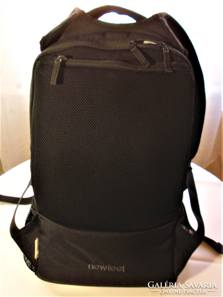 NEWFEEL városi hátizsák laptop tartó rekesszel és biztonsági zsebbel
