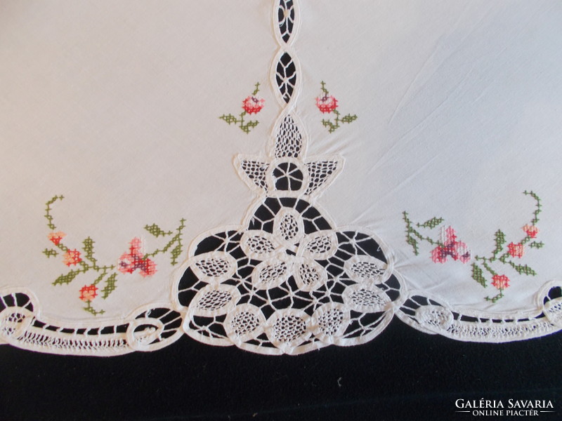 Beautiful big round antique snow white beaten lace needlework tablecloth