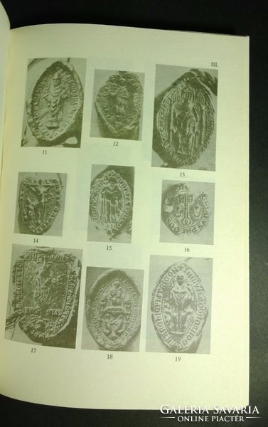 History of Hungarian seal use in the Middle Ages
