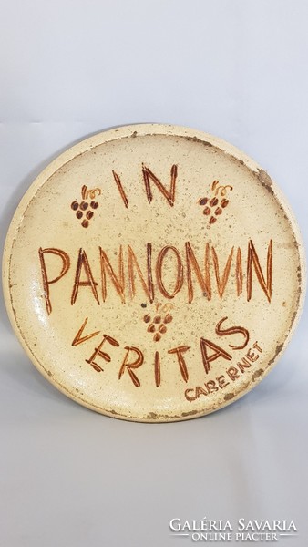 Cluster pearl pottery, special decorative object (pannonvin veritas) from 72