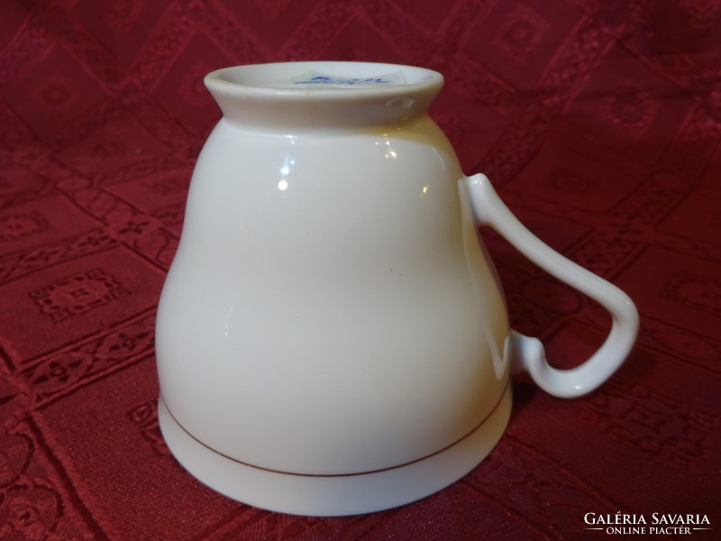 Royal windsor German porcelain tea cup, diameter 8.8 cm. He has!