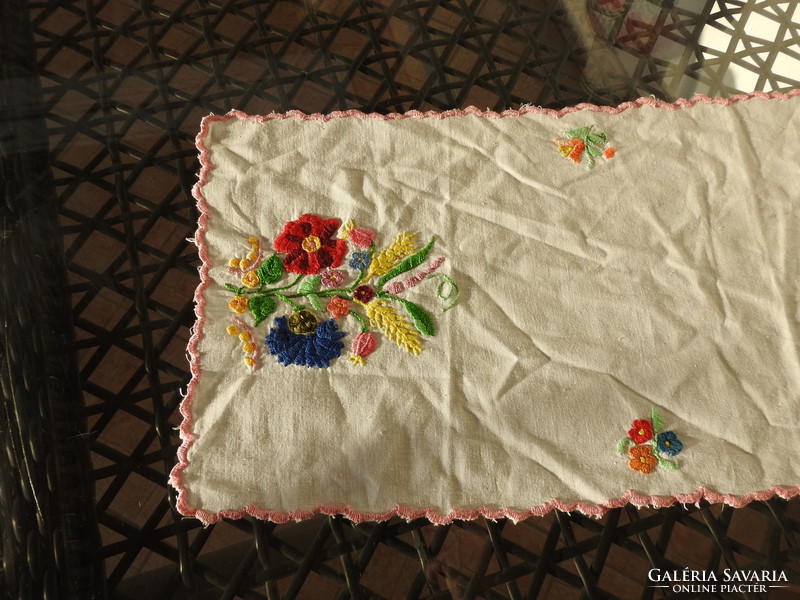Hand-embroidered runner tablecloth