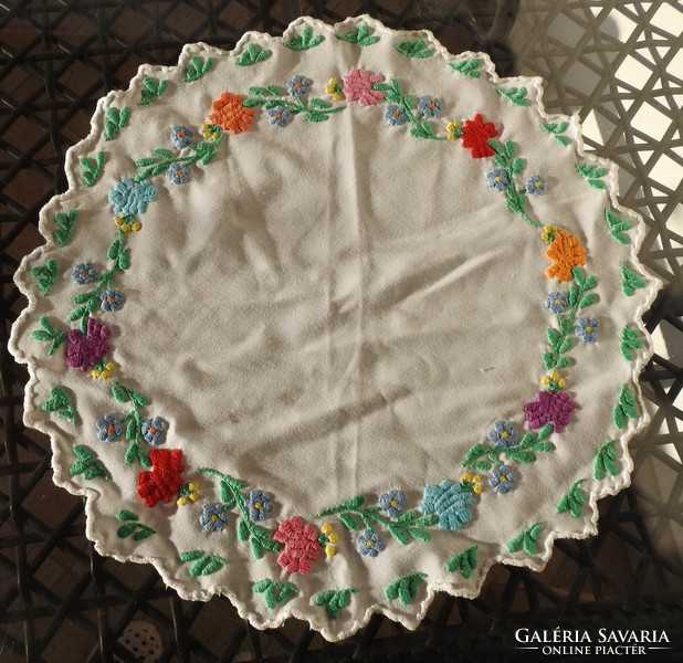 Hand-embroidered round tablecloth