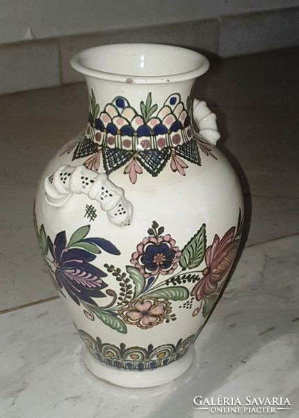Kerámia váza két füllel