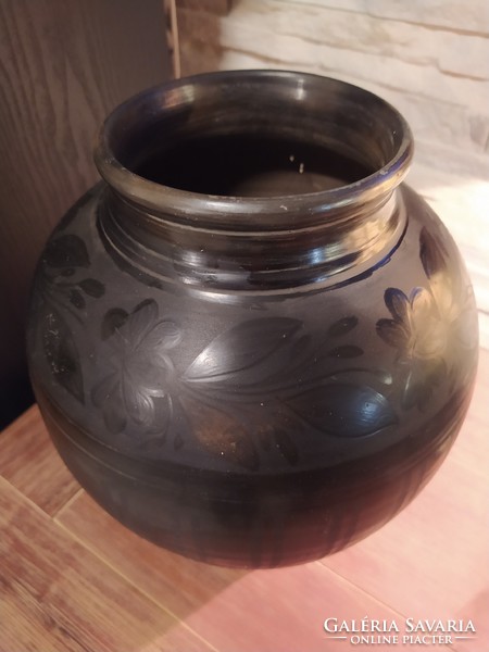 Nádudvari fekete kerámia öblös váza