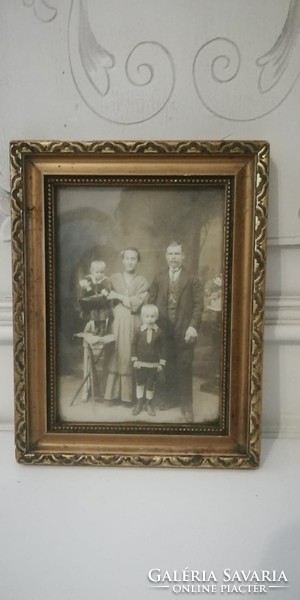 Antik családi portré fotó ESTA fotóipar Budapest IV ker  1920