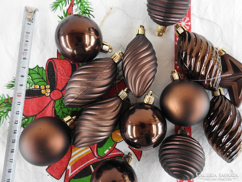 Christmas ornament collection 25: 13 brown exclusive ornaments from the _ Christmas tree decoration collection