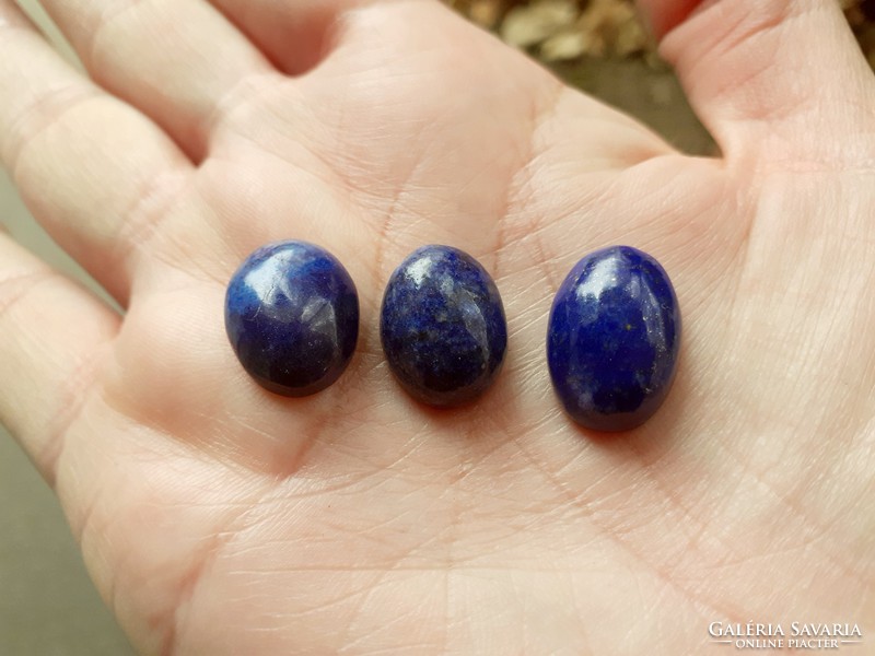 Wonderful lapis lazuli cabochons 11x17mm