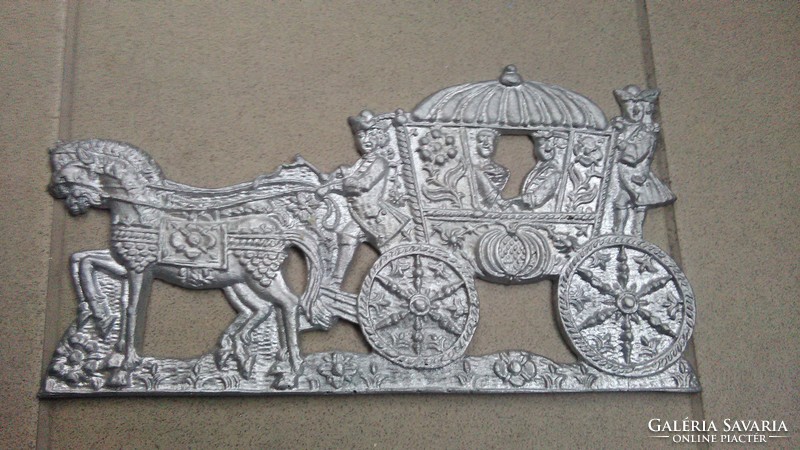 Wall decoration baroque carriage