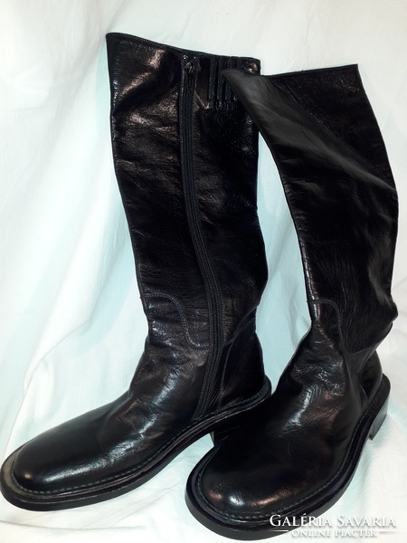 New rocco p. Full leather Italian women's boots size 35 1/2
