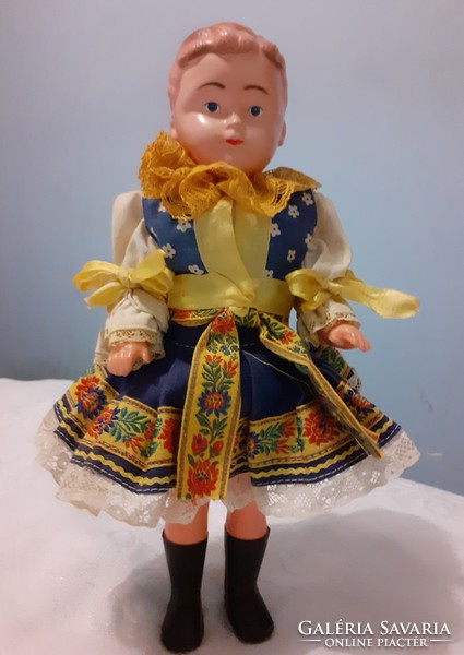 Old doll in folk costume 31 cm