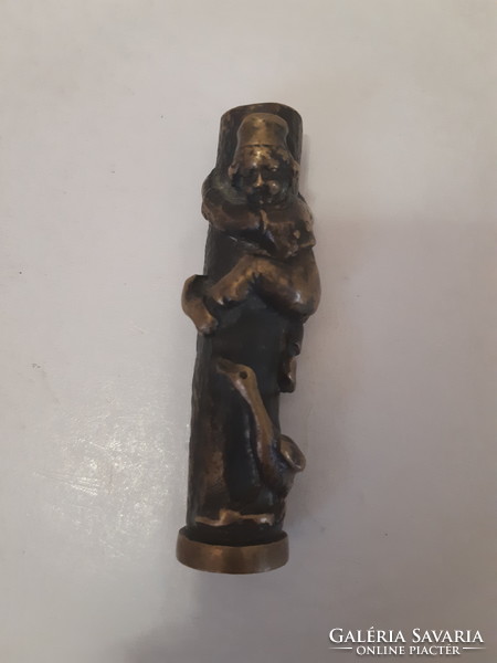 Antik bronz vésetlen pecsétnyomó vagy kis méretű szobor figurális kisfiú libával