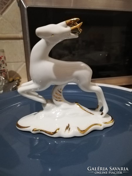 Jumping deer arpo porcelain figurine