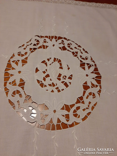 Riseliős tablecloth