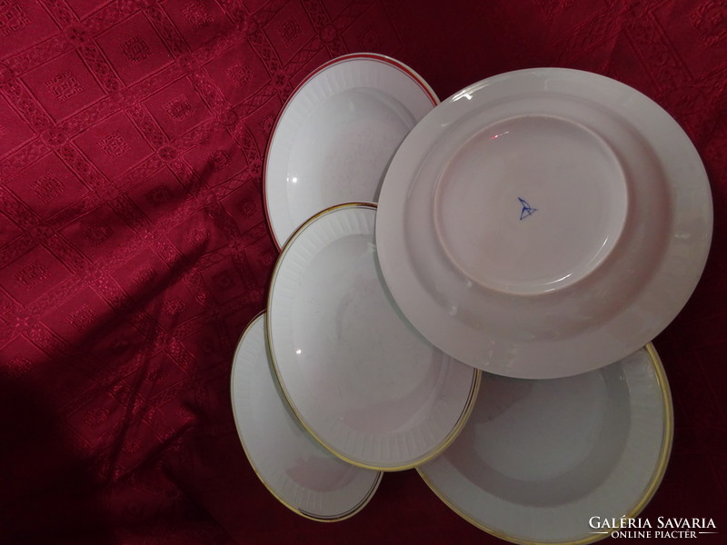 Lowland porcelain deep plate, gold edged, diameter 23.5 cm. He has!