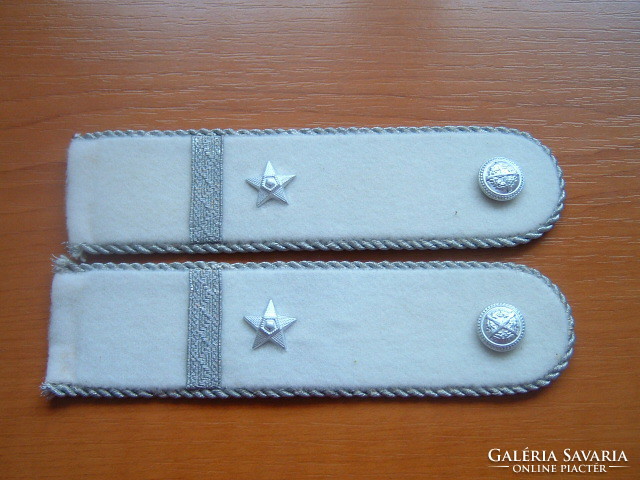 Mn white sergeant shoulder strap sewing rank # + zs
