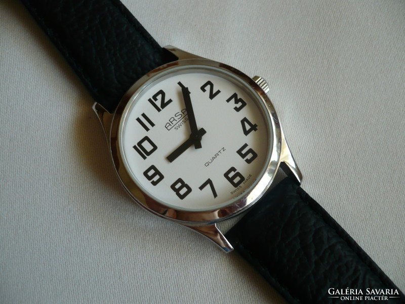 Arsa is a special Swiss watch for the visually impaired