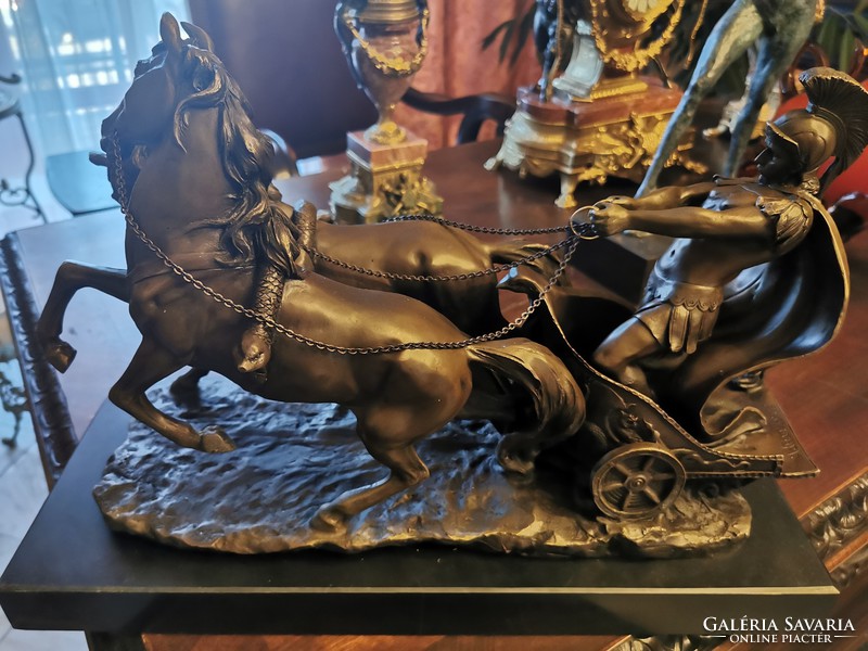 Harcos lovas harci szekéren - Hatalmas bronz szobor műalkotás