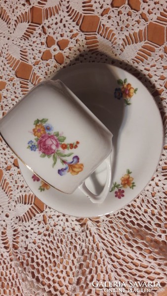 Gyönyörű virágmintás, teás csésze, tányérjával