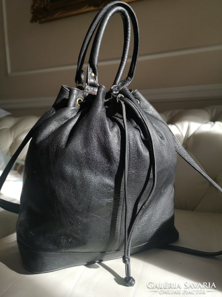 Black beautiful quality cowhide women's shoulder bag