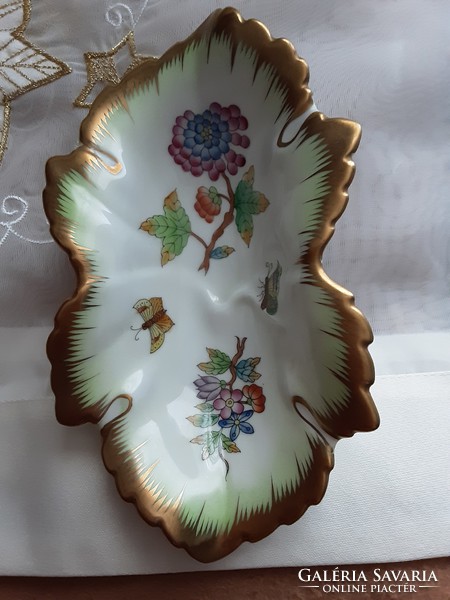 Herend Victorian patterned porcelain ring holder,bowl,serving,hand-painted, marked, showcase quality