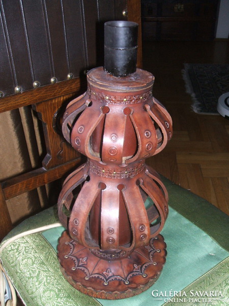 Antik kézműves bőr lámpa