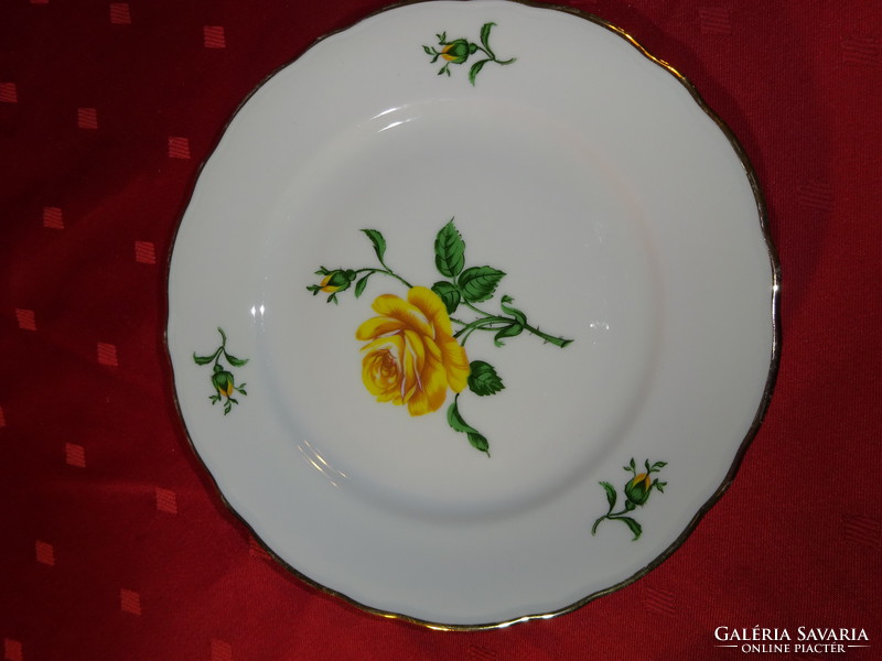 Bavaria német porcelán, antik süteményes tányér, sárga rózsával, átmérője 19,5 cm. Vanneki!
